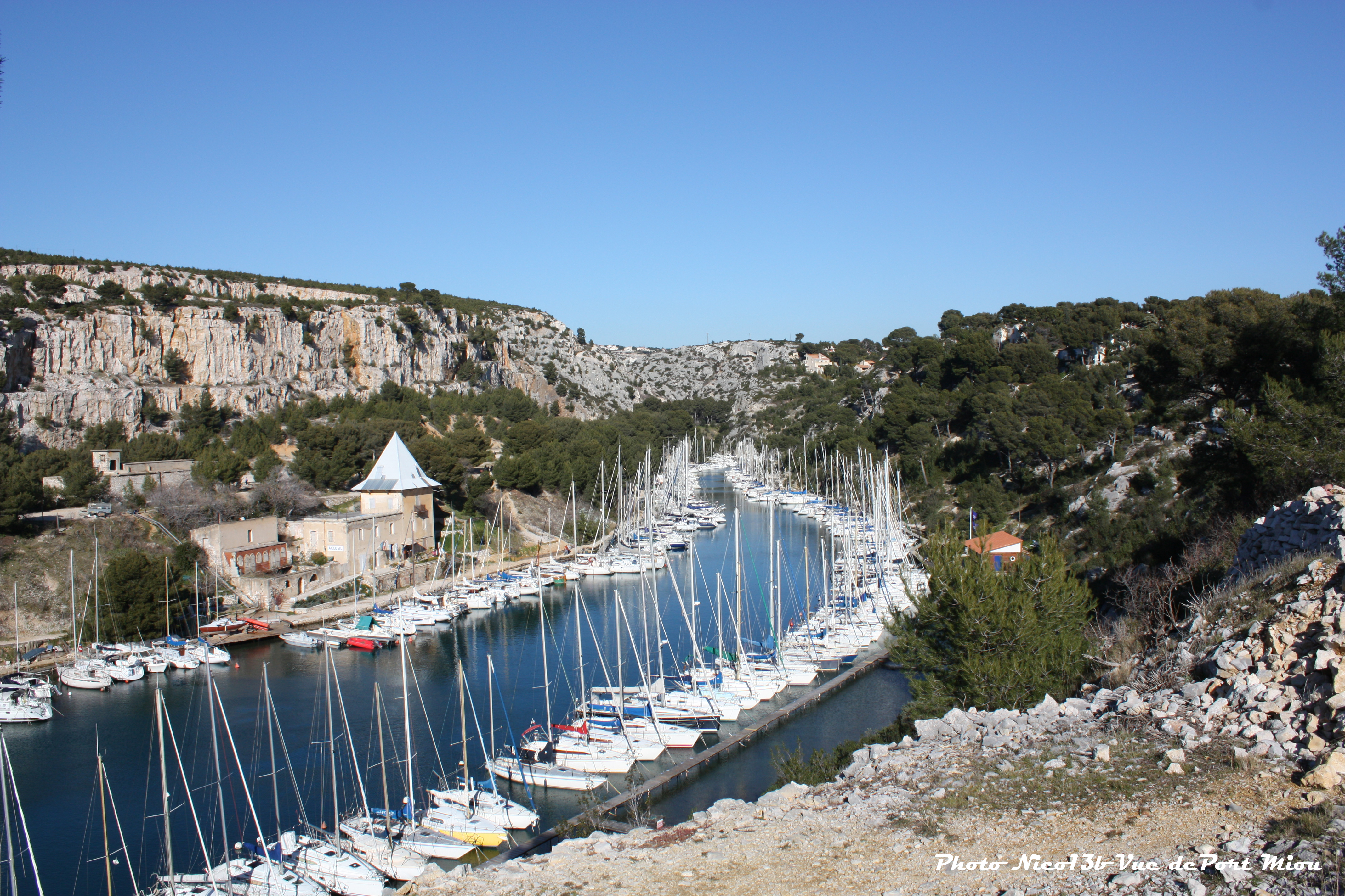 port miou